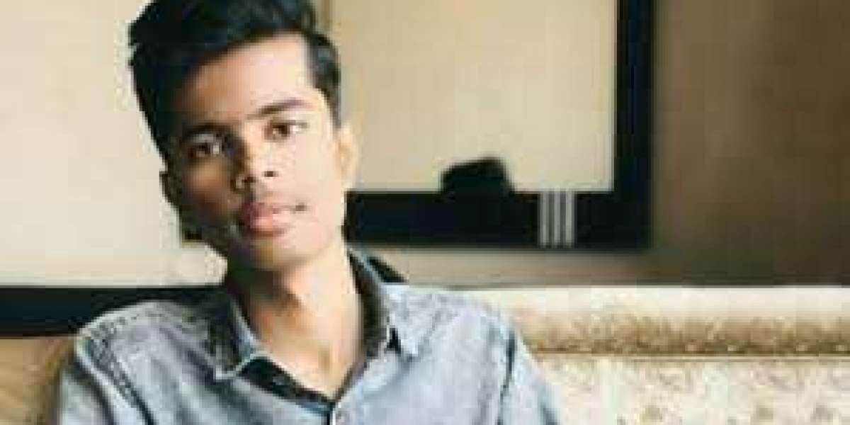 Meet the India's  youngest entrepreneur Utkarsh Piyush