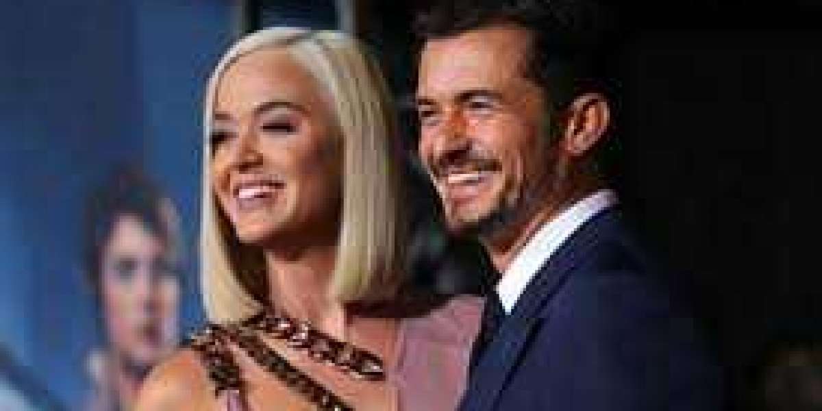 Katy Perry and Orlando Bloom announce the birth of their first child together