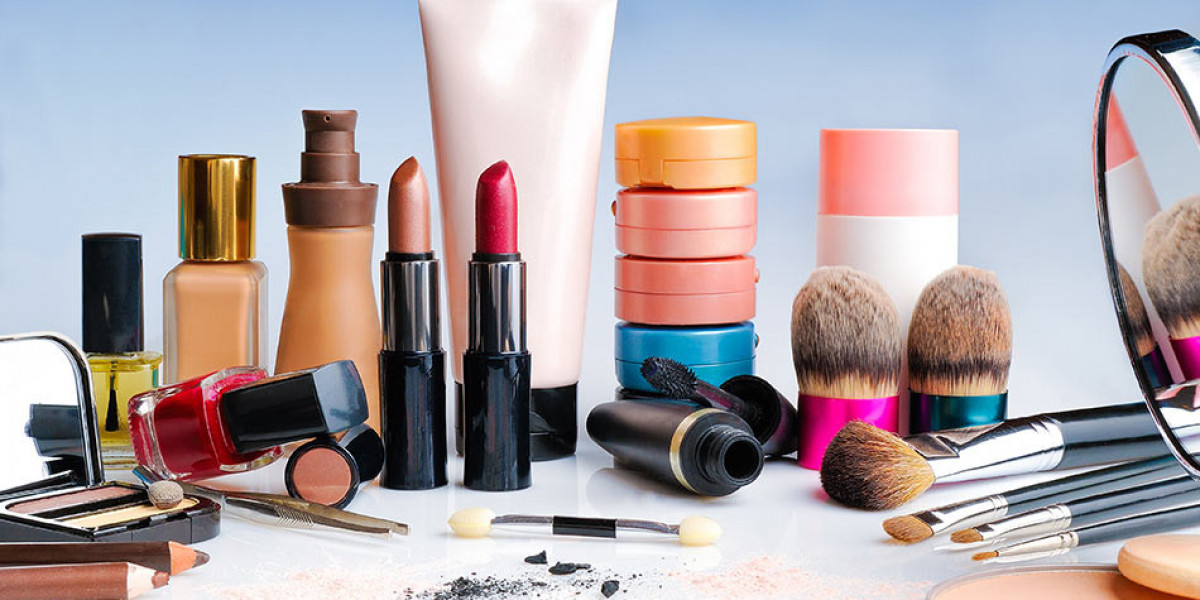 Cosmetic Chemicals Market Share, Size, Leading Players, Future Growth, Business Prospects by Forecast to 2032