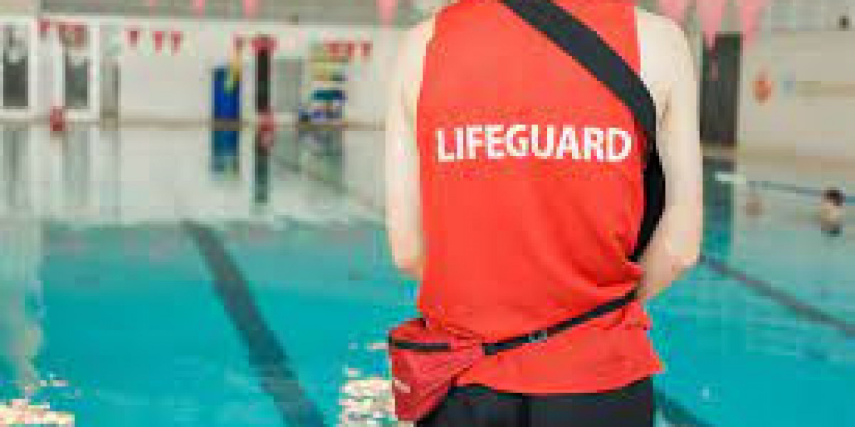 Become a Lifeguard: Enroll in a Lifeguard Class Near Me Now
