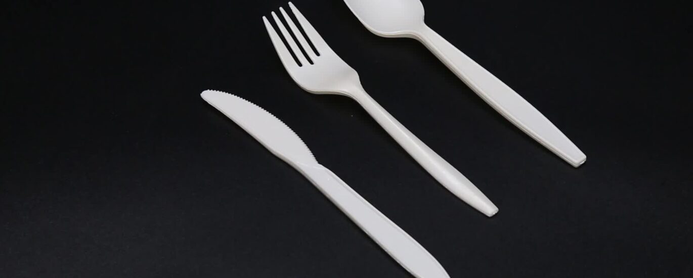 According to FMI Disposable Cutlery Market Size, Forecast, Analysis and Share Surpass USD 2.6 Billion | 2033, At 4.9% CAGR – FMIBlog